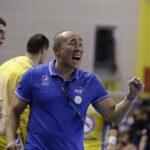 08.10.2017 Kielce. Piłka ręczna. Liga Mistrzów. Mecz PGE Vive Kielce Flensburgiem Handewitt. Trener Vive Talant Dujszebajew / Jarosław Kubalski / Radio Kielce