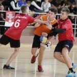 123.10.2017 Kielce. Zespole Szkół Katolickich. 14. Mała Liga Piłki Ręcznej. Mecz  gimnazjum Rogów - Wolica / Jarosław Kubalski / Radio Kielce