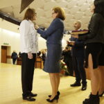 13.10.2017 Kielce.  Dzień Edukacji Narodowej. Odznaczenia państwowe, resortowe oraz nagrody odebrali najlepsi nauczyciele z województwa / Jarosław Kubalski / Radio Kielce