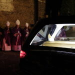 15.10.2017 Zawichost. Uroczystości pogrzebowe bp seniora diecezji sandomierskiej Wacława Świerzawskiego. Msza żałobna / Jarosław Kubalski / Radio Kielce