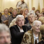 16.10.2017 Kielce. Bohdan Gumowski i jego książka "Camino znaczy droga". Spotkanie z czytelnikami w DŚT / Jarosław Kubalski / Radio Kielce