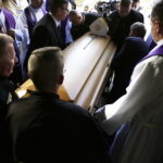 16.10.2017 Sandomierz. Uroczystości pogrzebowe biskupa-seniora Wacława Świerzawskiego w bazylice katedralnej / Jarosław Kubalski / Radio Kielce