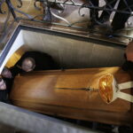 16.10.2017 Sandomierz. Uroczystości pogrzebowe biskupa-seniora Wacława Świerzawskiego w bazylice katedralnej / Jarosław Kubalski / Radio Kielce