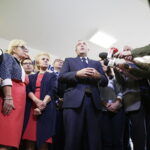 17.10.2017 Kielce. Konferencja Prasowa z udziałem parlamentarzystów PO w sprawie programu "Polska Obywatelska 2.0". Przewodniczący PO Grzegorz Schetyna / Jarosław Kubalski / Radio Kielce