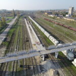 19.10.2017 Kielce. Kładka nad nad torami i peronem stacji Kielce Herbskie / Jarosław Kubalski / Radio Kielce