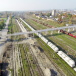 19.10.2017 Kielce. Kładka nad nad torami i peronem stacji Kielce Herbskie / Jarosław Kubalski / Radio Kielce