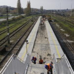 19.10.2017 Kielce. Kładka nad nad torami i peronem stacji Kielce Herbskie / Jarosław Kubalski / Radio Kielce