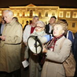 19.10.2017 Kielce. 33 lata temu ks. Jerzy Popiełuszko został zamordowany przez SB. Uroczystości w rocznicę przed pomnikiem księdza / Jarosław Kubalski / Radio Kielce