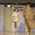 22.10.2017 Kielce. Akademia Off Fashion. Pokaz mody w Galerii Echo / Jarosław Kubalski / Radio Kielce