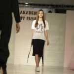 22.10.2017 Kielce. Akademia Off Fashion. Pokaz mody w Galerii Echo / Jarosław Kubalski / Radio Kielce