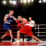 Mecz Polska - Irlandia w Hali "Pod Basztami". Marek Pietruczuk i Wayne Kelly w walce / Marzena Mąkosa / Radio Kielce