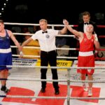 Mecz Polska - Irlandia w Hali "Pod Basztami". Marek Pietruczuk wygrał w walce z Wayne Kelly'm / Marzena Mąkosa / Radio Kielce