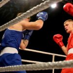 Mecz Polska - Irlandia w Hali "Pod Basztami". Daniel Adamiec i John Joyce w walce / Marzena Mąkosa / Radio Kielce