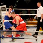 Mecz Polska - Irlandia w Hali "Pod Basztami". Daniel Adamiec i John Joyce w walce / Marzena Mąkosa / Radio Kielce