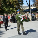 78. rocznica powstania Polskiego Państwa Podziemnego. Kwiaty składa Krzysztof Słoń - Senator RP a następnie Agata Wojtyszek - Wojewoda Świętokrzyski / Marzena Mąkosa / Radio Kielce