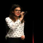 Eliminacje wojewódzkie Festiwalu Piosenki Niezłomnej IPN. Na zdjęciu : Wiktoria Armańska z IV LO w Kielcach / Marzena Mąkosa / Radio Kielce