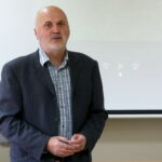 Muzeum Zabawek i Zabawy: Konferencja poświęcona wystawie „Filc i spółka. Zabawki Anny Narzymskiej-Prauss”. Maciej Obara - Dyrektor Muzeum Zabawek i Zabawy / Marzena Mąkosa / Radio Kielce