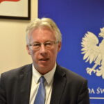 Podpisanie umowy na opracowanie dokumentacji projektu prac związanych z podróżą na trasie kolejowej nr 8 Skarżysko-Kamienna - Kielce - Kozłów. Na zdjęciu : Włodzimierz Żmuda - Członek Zarządu - Dyrektor ds. rozwoju i przygotowania inwestycji, PKP Polskie Linie Kolejowe S.A. / Marzena Mąkosa / Radio Kielce