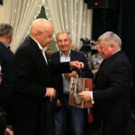 Benefis Teresy i Mirka Bielińskich. Przywitanie gości przyjaciół i rodziny Teresy i Mirka Bielińskich / Marzena Mąkosa / Radio Kielce