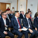 Wojewódzkie obchody Światowego Dnia Turystyki. Wręczanie statuetek "Wędrowiec Świętokrzyski". / Marzena Mąkosa / Radio Kielce