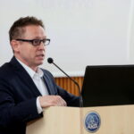 Wojewódzkie obchody Światowego Dnia Turystyki. Wręczanie statuetek "Wędrowiec Świętokrzyski". Wojciech Ścibor / Marzena Mąkosa / Radio Kielce