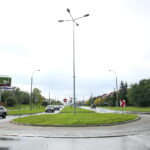 Rondo na skrzyżowaniu ulic: Warszawskiej, Jeleniowskiej i Generała Władysława Sikorskiego. / Marzena Mąkosa / Radio Kielce