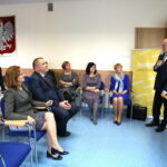 Podpisanie umowy związanej z wykonaniem Trasy S7 ze Skarżyska do granic Województw Świętokrzyskiego i Mazowieckiego. Przemawia Krzysztof Strzelczyk - dyrektor oddziału Generalnej Dyrekcji Dróg Krajowych i Autostrad w Kielcach / Marzena Mąkosa / Radio Kielce