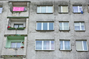 Mieszkania Chemaru. Budynek przy ulicy Pocieszka 10 / Marzena Mąkosa / Radio Kielce
