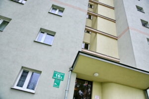 Mieszkania Chemaru. Budynek przy ulicy Nowy Świat 16A / Marzena Mąkosa / Radio Kielce