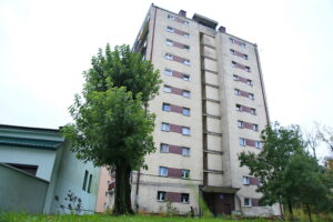 Mieszkania Chemaru. Budynek przy ulicy Nowy Świat 20A / Marzena Mąkosa / Radio Kielce