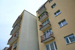 Mieszkania Chemaru. Budynek przy ulicy Nowy Świat 48A / Marzena Mąkosa / Radio Kielce