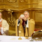 Inauguracja roku akademickiego w WSD w Kielcach. Na zdjęciu : biskup Jan Piotrowski / Marzena Mąkosa / Radio Kielce