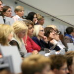 Zajęcia z gry w szachy na Wydziale Matematyczno - Przyrodniczym Uniwersytetu Jana Kochanowskiego w Kielcach / Marzena Mąkosa / Radio Kielce