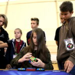 Zawody w układaniu kostki Rubika / Marzena Mąkosa / Radio Kielce