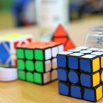 Zawody w układaniu kostki Rubika / Marzena Mąkosa / Radio Kielce