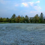 Parking w pobliżu klasztoru na Świętej Katarzynie / Marzena Mąkosa / Radio Kielce