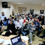 Spotkanie z mieszkańcami w sprawie parkingu / Marzena Mąkosa / Radio Kielce