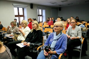 Muzeum Dialogu Kultur. Konferencja dotycząca wiedzy o kulturze „W kręgu sztuki średniowiecznej” / Marzena Mąkosa / Radio Kielce
