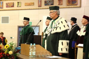 Wręczenie doktoratu honoris causa profesorowi Andrzejowi Neimitzowi. Prof. dr hab. inż. Wiesław Trąmpczyński / Marzena Mąkosa / Radio Kielce