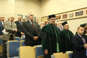 Wręczenie doktoratu honoris causa profesorowi Andrzejowi Neimitzowi / Marzena Mąkosa / Radio Kielce