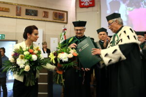 Wręczenie doktoratu honoris causa profesorowi Andrzejowi Neimitzowi / Marzena Mąkosa / Radio Kielce