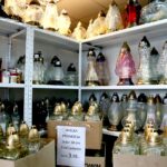 Przygotowania na Wszystkich Świętych. Znicze / Marzena Mąkosa / Radio Kielce