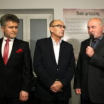 Otwarcie Muzeum Organów Hammonda przy ulicy Kościuszki 13. Na zdjęciu : Krzysztof Słoń - senator RP, Andrzej Sygut - wiceprezydent Kielce i  Maciej Obara - dyrektor Muzeum Zabawek i Zabawy / Marzena Mąkosa / Radio Kielce