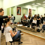 Konkurs fryzjerstwa w Wojewódzkim Domu Kultury / Marzena Mąkosa / Radio Kielce