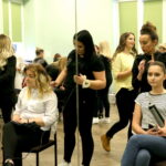 Konkurs fryzjerstwa w Wojewódzkim Domu Kultury / Marzena Mąkosa / Radio Kielce