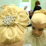 Konkurs fryzjerstwa w Wojewódzkim Domu Kultury / Marzena Mąkosa / Radio Kielce