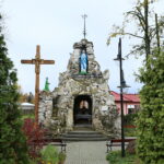 Odsłonięcie Pomnika Ofiar Gminy Krasocin. Grota Najświętszej Maryi Panny w Krasocinie / Marzena Mąkosa / Radio Kielce