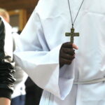 Inscenizacja obrzędu Dziadów w I Liceum Ogólnokształcącym im. Stefana Żeromskiego w Kielcach / Marzena Mąkosa / Radio Kielce