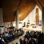 Noc Świętych w parafii Ducha Świętego na Stoku oraz parafii NMP Matki Kościoła w Kielcach / Marzena Mąkosa / Radio Kielce