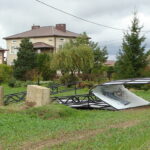 Skutki wichury na trasie Opatów - Ostrowiec Świętokrzyski / Emilia Sitarska / Radio Kielce